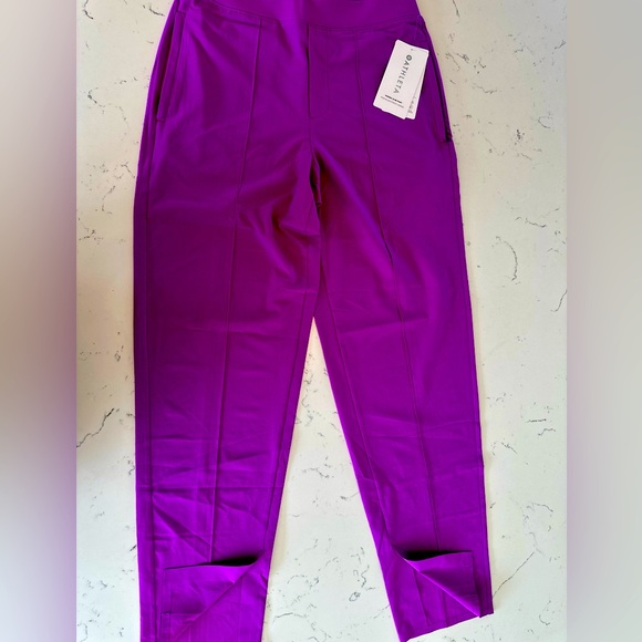 Athleta Vienna Slim Pant (part of the Brooklyn collection of pants) - Picture 3 of 4